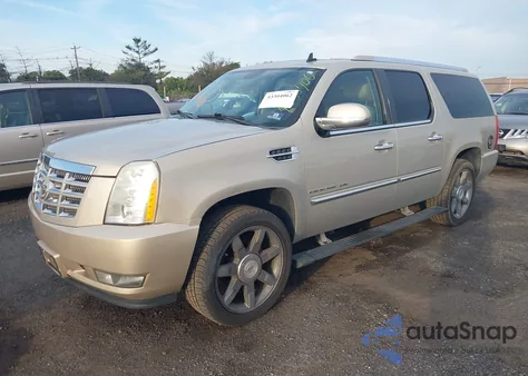 2010 Cadillac Escalade Esv Premium из США, поврежденный, VIN 1GYUKJEF3AR114967